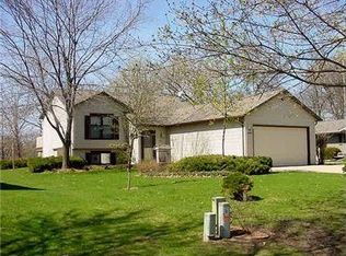 N2963 Buena Vista Rd, Fort Atkinson, WI 53538