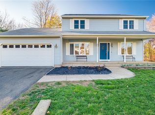 72 Dogleg Dr, Meriden, CT 06450