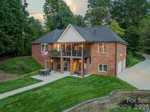 4th image of 7545 Rabbit Cir