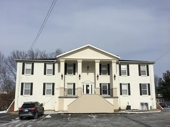 Southcourt, 237 E Winslow Rd #2, Bloomington, IN 47401