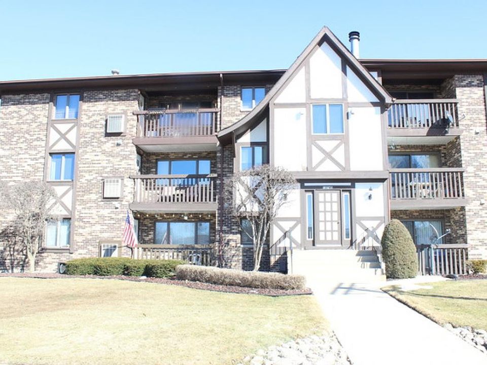 1st image of 13745 S Lamon Ave #103