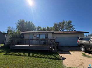 6215 W Foxdale St, Sioux Falls, SD 57107