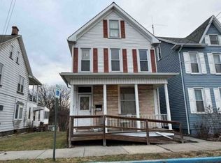 1027 Pike St, Huntingdon, PA 16652