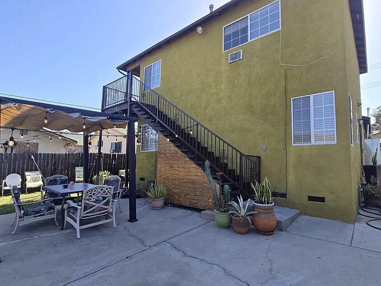 3554 Locke Ave — Photo 3