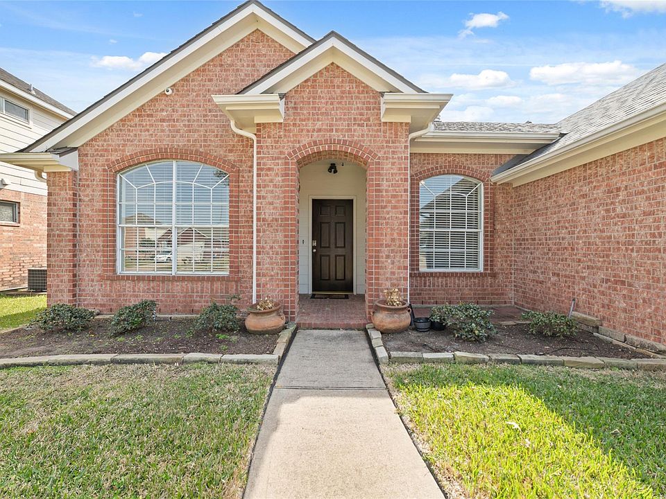 1st image of 14235 Hidden Meadow Dr