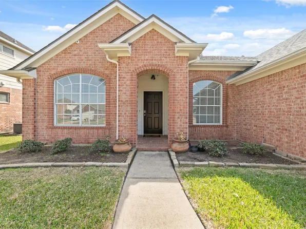 14235 Hidden Meadow Dr, Sugar Land, TX 77498