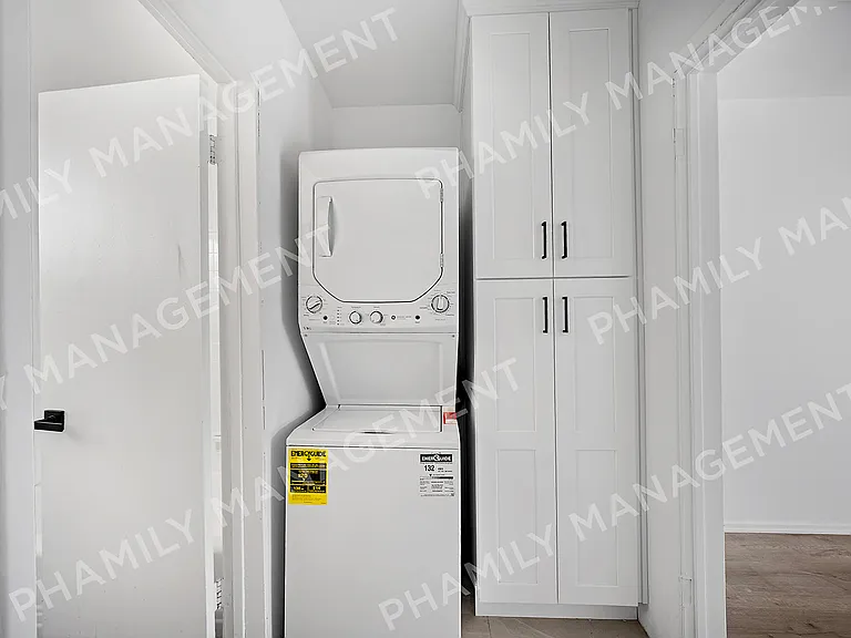475 S Los Robles Ave #14 — Photo 10