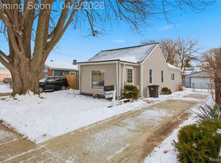 5829 Princess St, Taylor, MI 48180