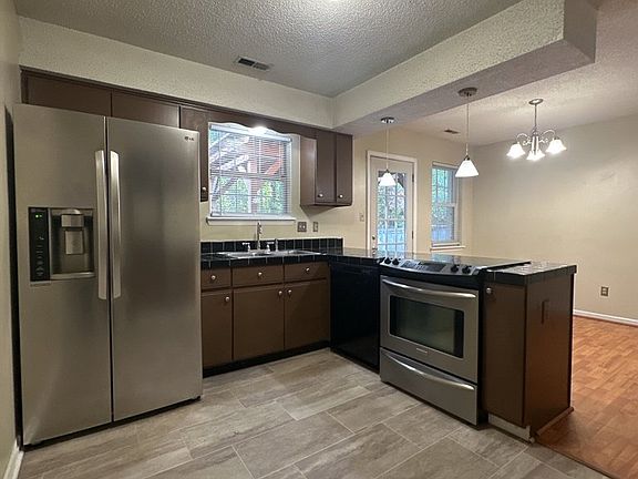4th image of 2910 Norbrick St