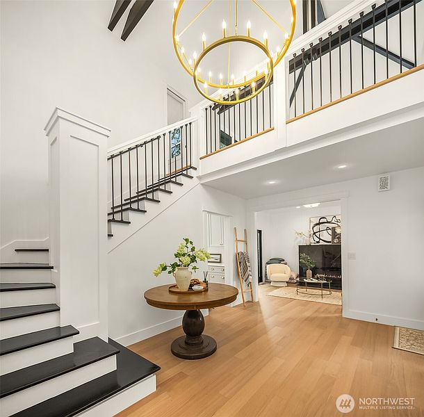 3rd image of 1014 4th Avenue N