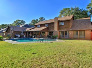 6723 Ashmore Dr, Houston, TX 77069