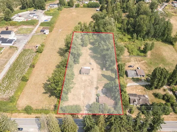 2708 208th St, Langley, BC V2Z 2B1