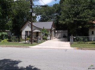 915 Lindsey Ln, Tyler, TX 75701