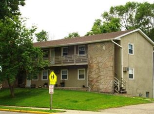 606 N Main St APT 4, Holmen, WI 54636