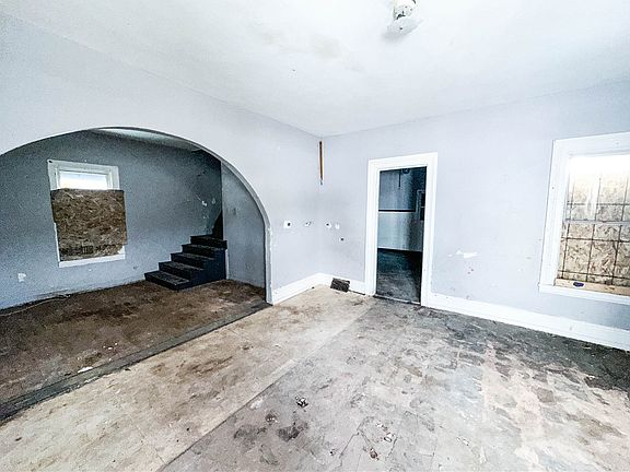 3rd image of 147 Avenue D