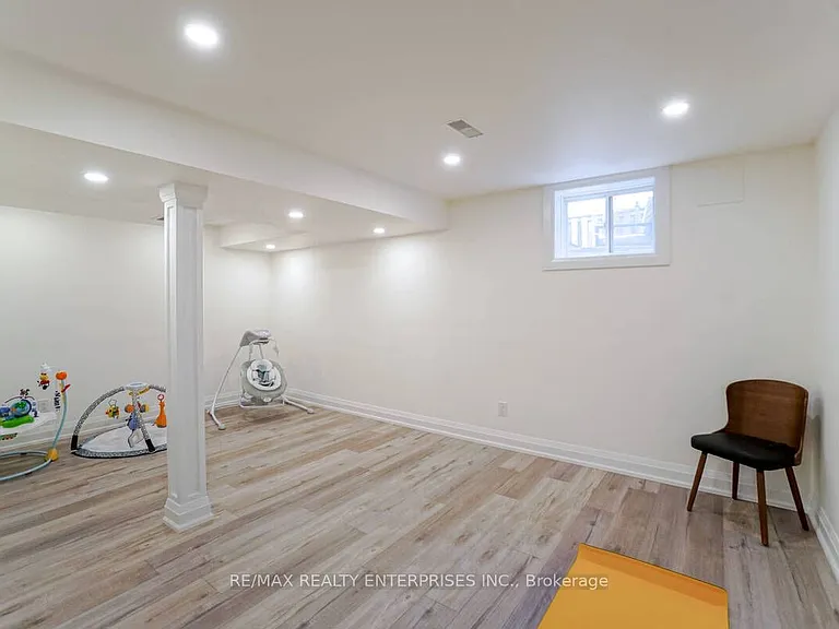 1750 Creek Way #29 — Photo 33