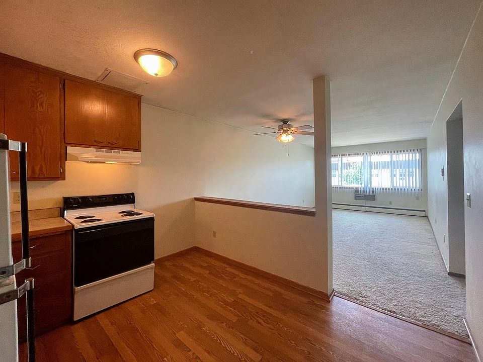 1st image of 400 6th Ave SE APT 19