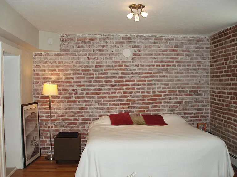 3226 Bryant St — Photo 1