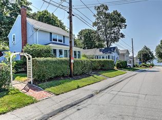 72 Bay Rd, Barrington, RI 02806