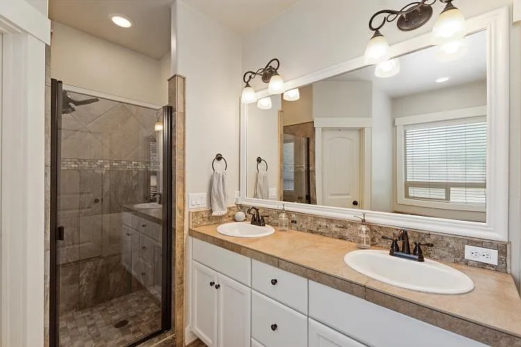 522 E Washakie St — Photo 23