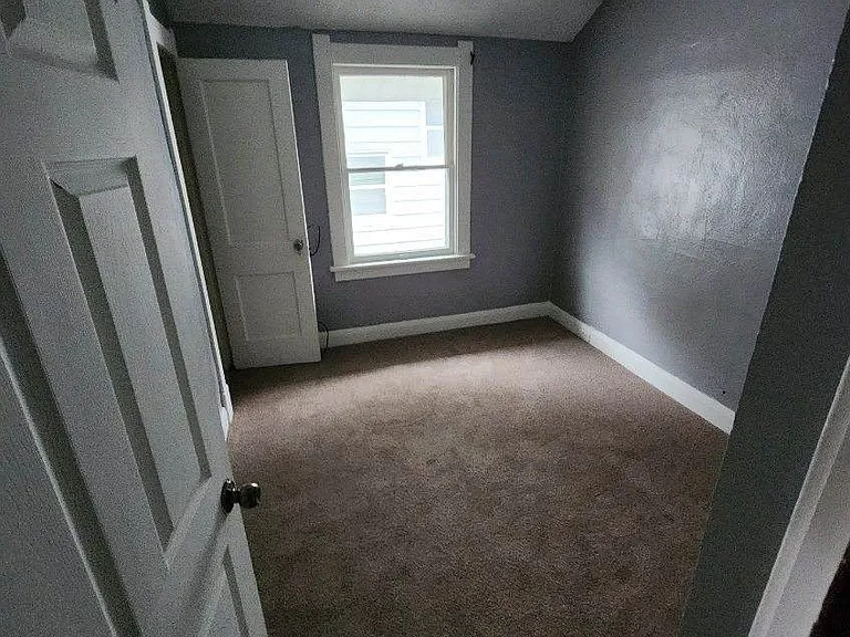 3630 Watson Ave — Photo 5