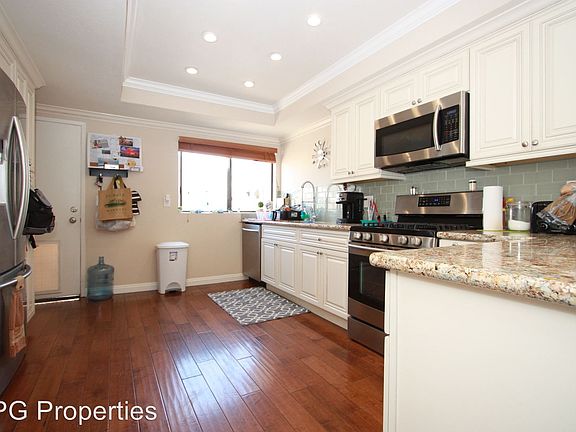 4th image of 1465 W Cerritos Ave #19