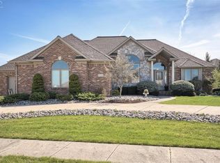 2219 Mapleview Ct, Davison, MI 48423