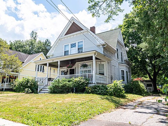 2nd image of 102 Grand St