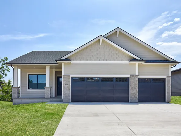 510 Walker St, Polk City, IA 50226