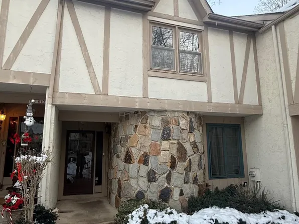 611 Jaeger Ct, Sicklerville, NJ 08081