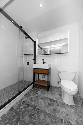 Rented by REAL New York | media 31