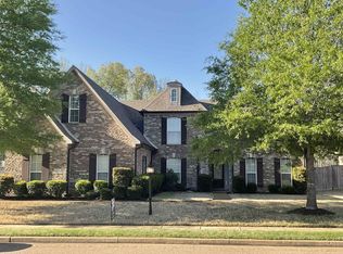 9434 Barkley Hall Dr, Collierville, TN 38017