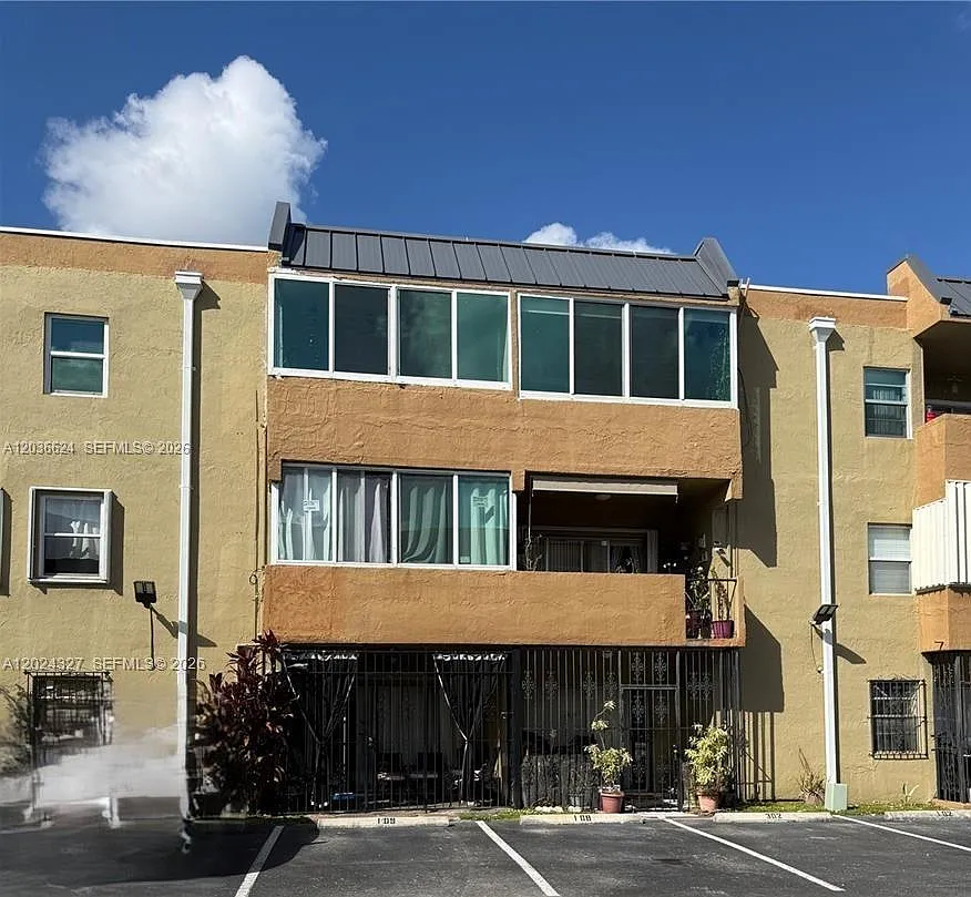 Palmetto Springs Condo Vi — Photo 1