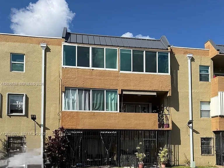 6070 W 18th Ave #209 — Photo 1