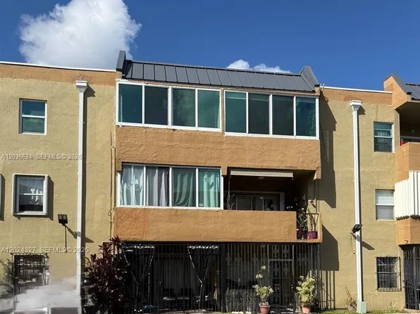 6070 W 18th Ave APT 209, Hialeah, FL 33012