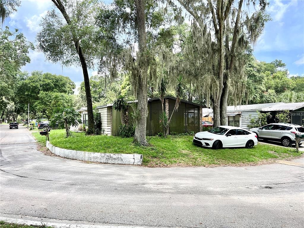 10514 Bay Hills Cir, Thonotosassa, FL 33592 Zillow