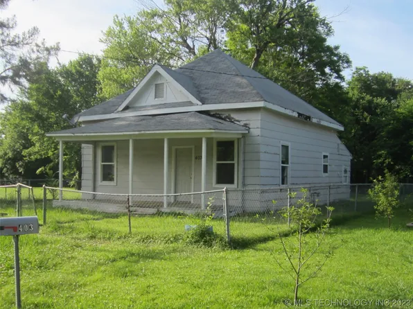 403 NE B St, Stigler, OK 74462