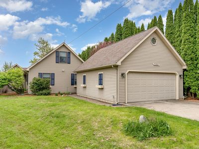 5313 S Pine St, Beaverton, MI, 48612