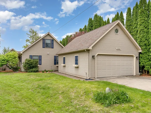 5313 S Pine St, Beaverton, MI 48612