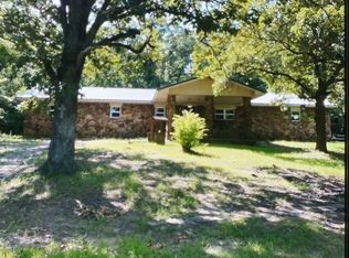 11201 Chestnut Rd, Henryetta, OK 74437