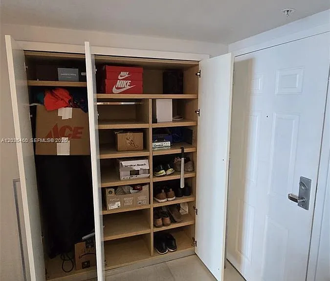 1155 Brickell Bay Dr #2507 — Photo 8