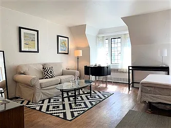 Rented by Dynamik Realty