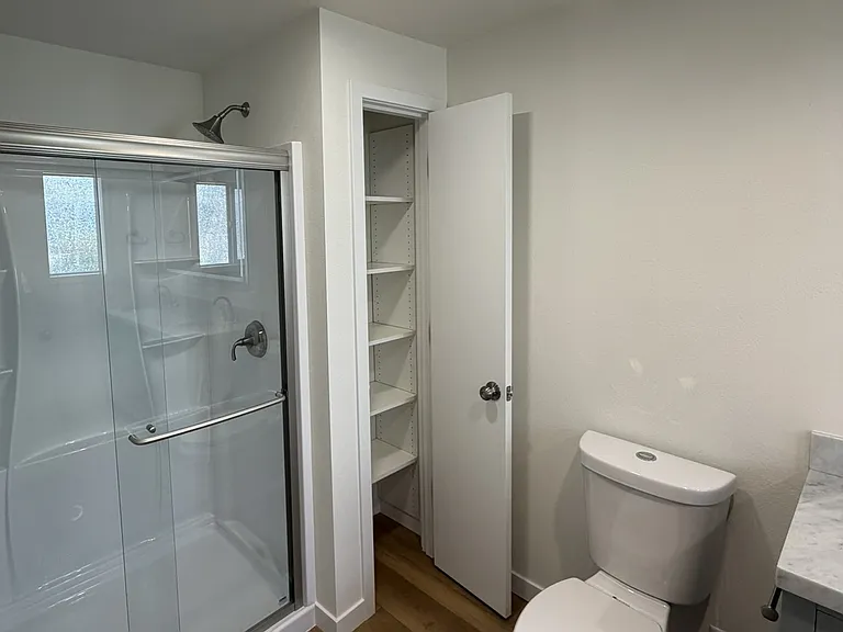 1050 NE Butler Market Rd #20 — Photo 21