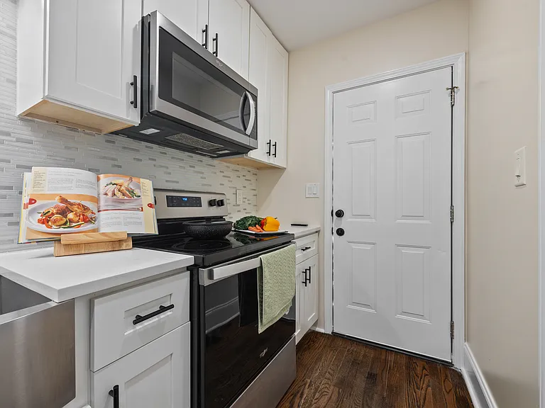1282 Westboro Dr SW — Photo 8