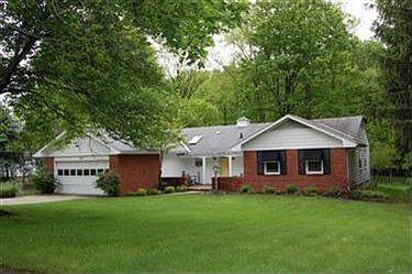 1st image of 104 W Case Dr