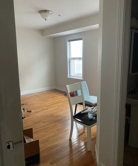 14 Homer St #3 — Photo 7