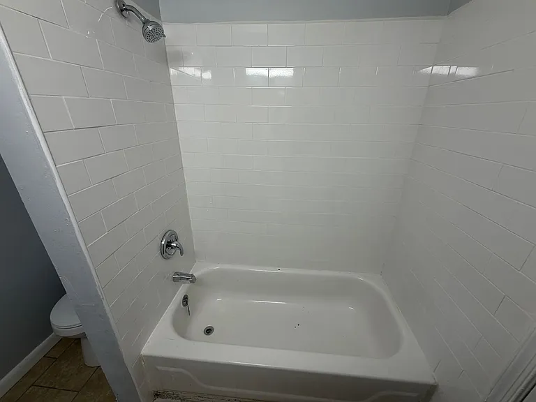 3328 Ellwood Ave.* — Photo 17