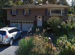 1 Wilafra Pl, Northport, NY 11768