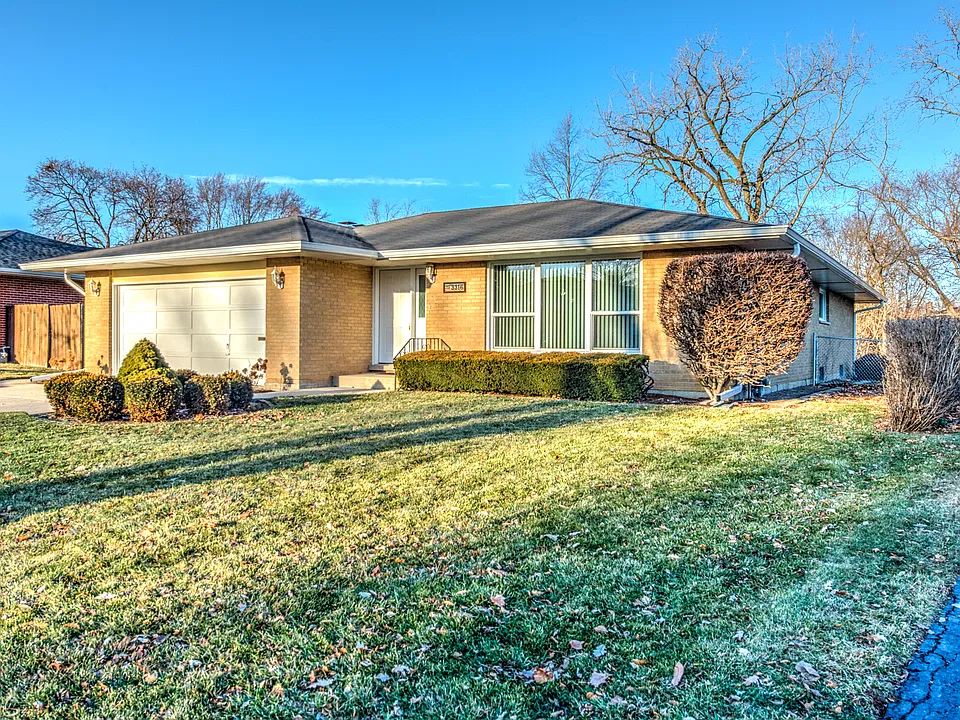 3316 Brookmeade Dr