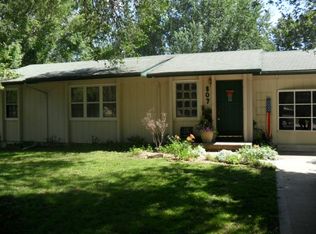 807 Howard Ln, Liberty, MO 64068